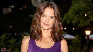 Katie Holmes porte LA tendance chromatique de la rentrée, son apparition à New York