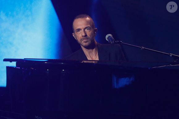 Le chanteur est également le père de Romy, issue de son mariage avec Hortense d’Esteve, mais aussi de Pio et Rita, qui sont le fruit de sa relation avec Marie Bastide

Exclusif - Calogero - Enregistrement de l'émission "Les disques d'or de l'année" au Dôme de Paris, présentée par E.Gossuin et diffusée le 24 décembre à 21h10 sur M6
© Christophe Clovis / Bestimage