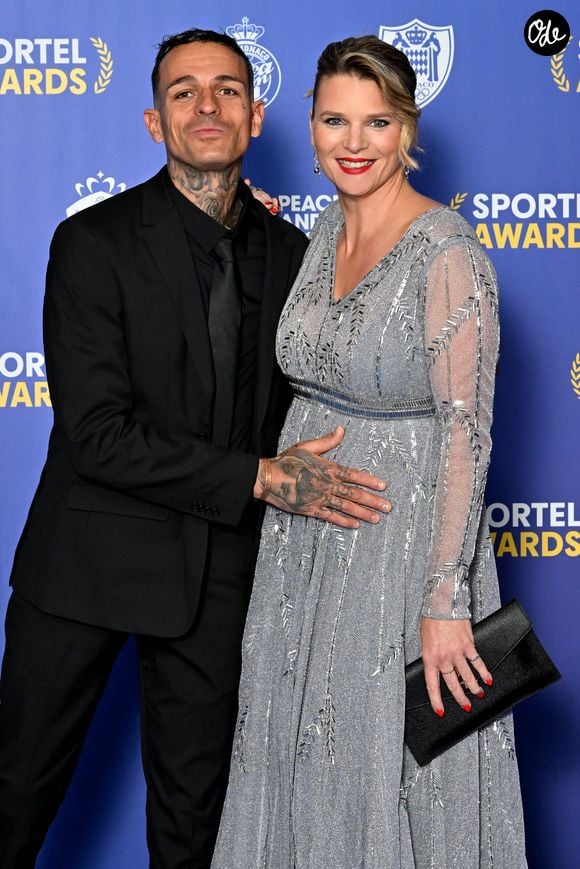 France Pierron (robe Christophe Guillarmé)  et son compagnon Amaury Imbert durant le photocall des Sportel Awards 2025 au Grimaldi Forum à Monaco, le 20 octobre 2025.
© Bruno Bebert/Bestimage