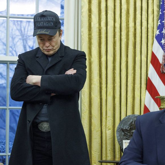 Le président Donald Trump et Elon Musk, accompagné de son fils X, donnent une conférence de presse pour défendre les premières coupes budgétaires du Department of Government Efficiency (DOGE) dirigé par le patron de Space X et Tesla.
Washington, le 11 février 2025.
©Photo Press Service / BESTIMAGE