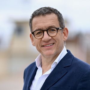 Dany Boon au photocall de La Famille Hennedricks lors du 38ème Festival du Film de Cabourg - Jour 4 le 15 juin 2024 à Cabourg, France. Photo par Franck Castel/ABACAPRESS.COM