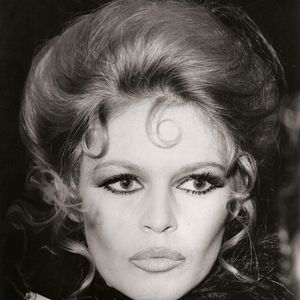 Brigitte Bardot fume, vers 1966. Photo par JRC Photo Library/The Hollywood Archive/Photoshot/ABACAPRESS.COM