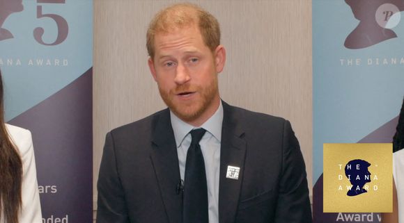 C'est sans Meghan et les enfants Archie et Lilibet qu'il fait le déplacement
Le prince Harry, duc de Sussex, participe à la cérémonie de remise de prix caritatifs en ligne, Diana Awards le 6 décembre 2024
Picture supplied by JLPPA