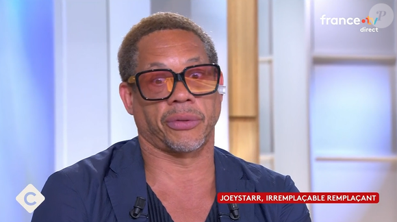 Anne-Elisabeth Lemoine reçoit JoeyStarr dans "C à vous" sur France 5