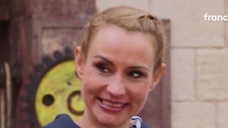 "Je lui présente mes plus sincères excuses" : Élodie Gossuin regrette son comportement à l'égard de Coline, la candidate anonyme dans Fort Boyard