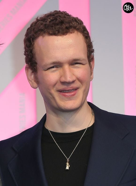 Avec Richard Sears, il forme le duo franco-américain Faux Amis.

Noe Boon sur le tapis rouge de la 7ème soirée du festival Series Mania à Lille, le 21 mars 2024. © VANSTEENKISTE STEPHANE / BESTIMAGE