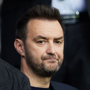 Il avait également confié partir très régulièrement en weekend à la campagne afin de familiariser son fils avec ce sport.

Cyril Lignac - People lors du match de football Ligue 1 Uber Eats PSG Vs Ajaccio (5-0)  au Parc des Princes à Paris le 13 mai 2023.
© Cyril Moreau / Bestimage