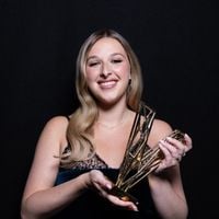 Un bébé vient d'entrer dans la vie d'Helena : présentation en photos de Vanille née le même jour que sa Victoire de la musique