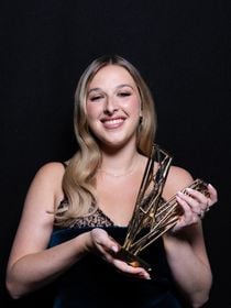 Un bébé vient d'entrer dans la vie d'Helena : présentation en photos de Vanille née le même jour que sa Victoire de la musique