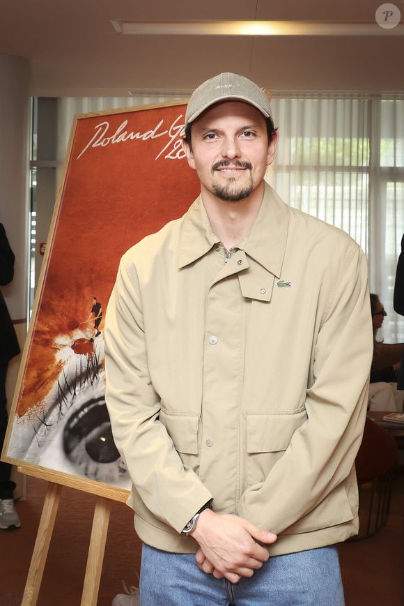 Juan Arbelaez lors de la conférence de presse du tournoi de tennis du Grand Chelem de Roland-Garros 2026, au stade Roland-Garros à Paris, France, le 16 avril 2026. 

©Jack Tribeca/Bestimage