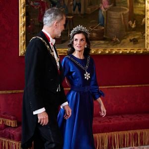 Le roi Felipe VI d'Espagne et la reine Letizia lors de la cérémonie d'accueil du sultan d'Oman Haïtham ben Tariq à Madrid le 4 novembre 2025. Photo par Cordon / Bestimage