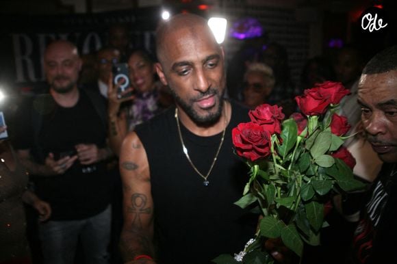 Stomy Bugsy - Stomy Bugsy fête ses 54 ans lors d'un anniversaire surprise organisé par ses amis à "L'Injuste - Pigalle" à Paris, le 21 mai 2026. © JLPPA/Bestimage