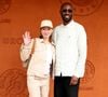 L’occasion pour eux de se prêter, une fois de plus, au jeu des photographes lors du fameux photocall. Les photos parlent d’elles-mêmes : la jeune femme et son beau-père forment un vrai duo.

Gina Jimenez et Thomas Ngijol au photocall du village lors des Internationaux de France de Tennis de Roland Garros 2026, à Paris, France, le 6 juin 2026. © Jacovides-Moreau/Bestimage