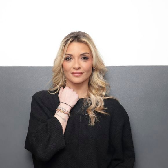 Les réactions ont été nombreuses en commentaires, dont celle de Priscilla Betti, amie du chanteur. "Félicitations mon chat ! Plein de bonheur !", a-t-elle commenté. 

Exclusif - Priscilla Betti, en backstage de l’émission « TPMP » La dernière sur C8,  présentée par C.Hanouna et diffusée en direct sur C8, Paris, France, le 27 fevrier 2025. © Jack Tribeca / Bestimage