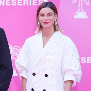 Fauve Hautot sur le pink carpet lors du festival Canneseries saison 8 au palais des festivals à Cannes le 27 avril 2025.
© Denis Guignebourg / Bestimage