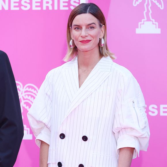 Fauve Hautot sur le pink carpet lors du festival Canneseries saison 8 au palais des festivals à Cannes le 27 avril 2025.
© Denis Guignebourg / Bestimage