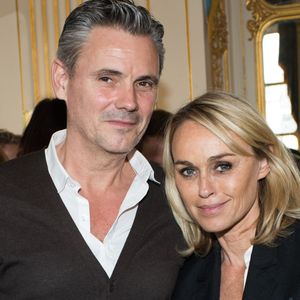 Cécile de Ménibus et son compagnon Thierry travaillent ensemble...
Cécile de Ménibus et son compagnon Thierry lors de la signature au ministère de la Culture de la Charte PFDM « Pour les femmes dans les médias », contre le harcèlement et les agissements sexistes dans les médias. ©Cyril Moreau / Bestimage