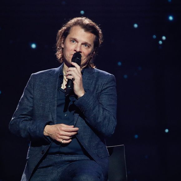 Bénabar (Bruno Nicolini) lors de l'enregistrement de l'émission "Laurent Gerra, l'anniversaire événement" présentée par S.Bern et qui sera diffusée le 7 juin 2025 sur France 2, au théâtre Marigny, à Paris, France, le 28 avril 2025. © Clovis-Moreau/Bestimage