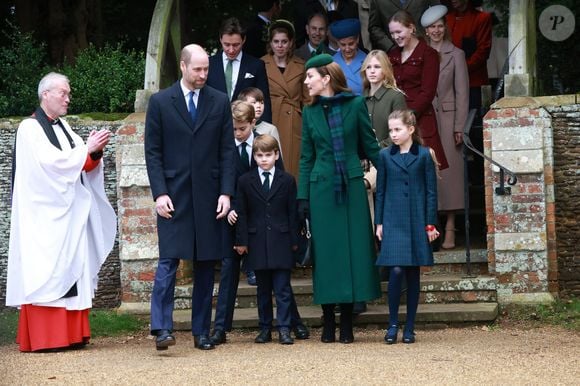 Princess Beatrice, Edoardo Mapelli Mozzi, Sophie Rhys-Jones, duchesse d'Edimbourg, le prince Edward, duc d'Edimbourg, Savannah Phillips, Catherine (Kate) Middleton, princesse de Galles, Prince Louis, Princesse Charlotte, Prince George, Le prince William, prince de Galles, Tim Laurence, Peter Phillips, - La famille royale britannique se rend à la messe de Noël à Sandringham le 25 décembre 2024.