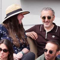 Elie Semoun à Roland-Garros avec sa compagne enceinte : la naissance se rapproche !