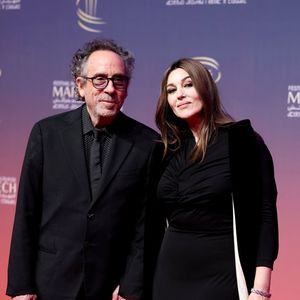 Tim Burton et Monica Bellucci au photocall de la cérémonie d'ouverture et à la projection du film "L'Ordre" lors du 21ème Festival international du film de Marrakech, le 29 novembre 2024j à Marrakech, Maroc. © Dominique Jacovides/Bestimage