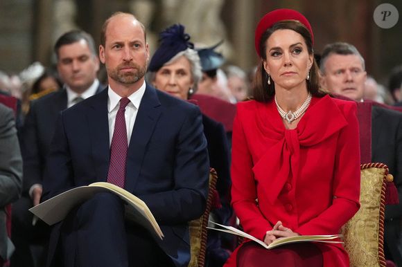 Il y a deux ans, en 2023, Kate avait rendu visite aux Irish Guards pour la Saint-Patrick en compagnie du prince William aux Mons Barracks à Aldershot. 

Le prince William, prince de Galles, et Catherine (Kate) Middleton, princesse de Galles - La famille royale d'Angleterre célèbre le 76ème Commonwealth Day à l'abbaye de Westminster à Londres le 10 mars 2025. ©Backgrid UK/ Bestimage