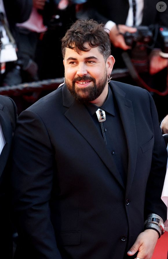 Artus - Montée des marches du film " Histoires parallèles " lors du 79ème Festival International du Film de Cannes, le 14 mai 2026. © Jacovides-Moreau / Bestimage