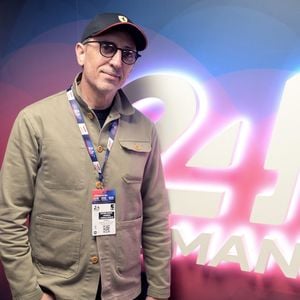 Gad Elmaleh lors des "24H du Mans 2024", le 15 juin 2024.
© Rachid Bellak/Bestimage