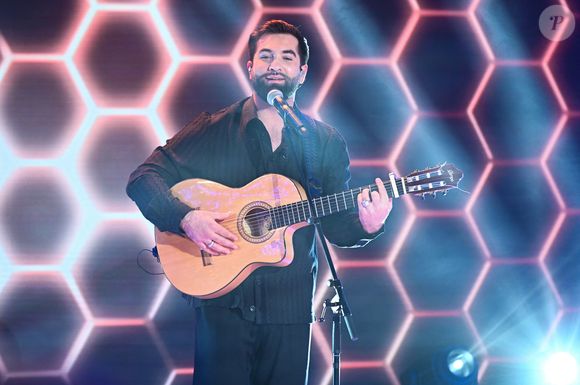 Kendji Girac dans l'émission "Vivement Dimanche" au studio Rive gauche, présentée par M. Drucker le 20 janvier 2025.

© Guillaume Gaffiot/Bestimage