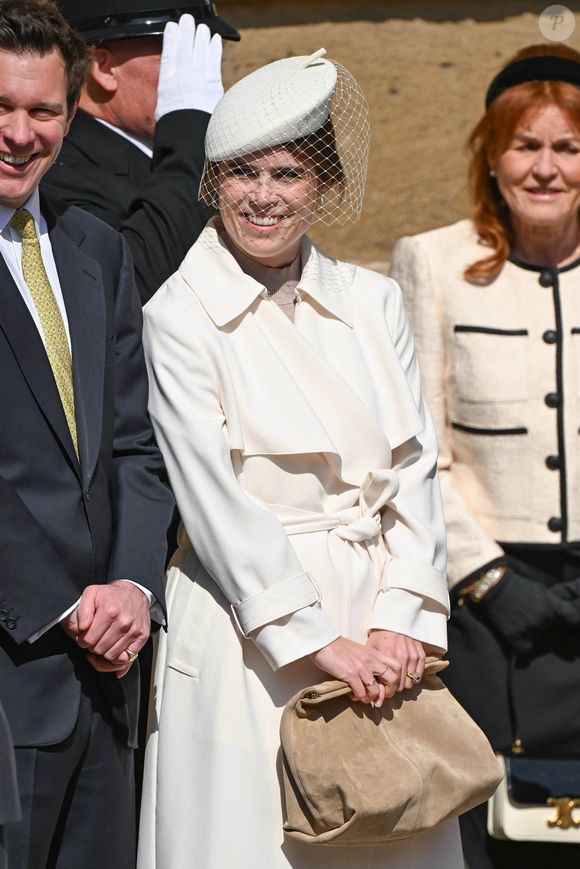 La famille royale lors de la messe de Pâques à la chapelle St George du château de Windsor le 20 avril 2025



Pictured: Princess Eugenie (La princesse Eugenie d’York)