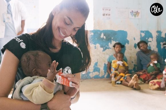 Tatiana Silva est en mission pour l'Unicef dans le sud de Madagascar en Avril 2023.

© Arnaud Juherian / Unicef via Bestimage