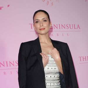 Lucie Bernardoni, répétitrice de la Star Academy, est visée par une plainte pour violences volontaires sur sa fille Lily, 15 ans.

Lucie Bernardoni - Photocall du 5ème gala de charité de l'association "Les Bonnes Fées" à l'occasion de la campagne mondiale "Octobre Rose" à l'hôtel Peninsula.© Coadic Guirec/Bestimage