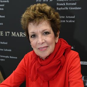 Catherine Laborde n'est plus. 

Catherine Laborde - Salon du Livre à la Porte de Versailles de Paris © Lionel Urman/Bestimage