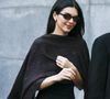 Couleurs, imprimés et pièces vintage donnent le ton d’un intérieur audacieux…


MILAN, ITALIE - 26 FÉVRIER : Kendall Jenner arrive au défilé Emporia Armani lors de la Semaine de la mode de Milan © Inc-Coolpix/Actionpress.com / Abacapress.com