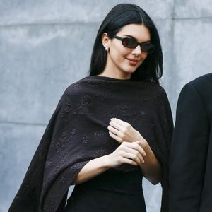 Couleurs, imprimés et pièces vintage donnent le ton d’un intérieur audacieux…


MILAN, ITALIE - 26 FÉVRIER : Kendall Jenner arrive au défilé Emporia Armani lors de la Semaine de la mode de Milan © Inc-Coolpix/Actionpress.com / Abacapress.com