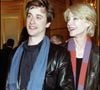 Françoise Hardy s'est éteinte à l'âge de 80 ans et la chanteuse était très proche de son fils
Thomas Dutronc et Françoise Hardy au concert d'Henri Salvador à L'Olympia en 2001. © RINDOFF-GUIREC / BESTIMAGE