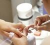 En ouvrant la porte aux bactéries, ce geste peut provoquer de douloureuses infections et des panaris.