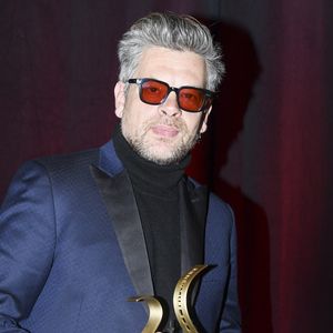 Benjamin Biolay (meilleure musique pour "Et j'aime à la fureur") - Cérémonie et Press room de la 28ème Cérémonie des Lumières de la presse internationale au Forum des Images à Paris le 16 janvier 2023.

© Pierre Perusseau / Marc Ausset Lacroix / Bestimage