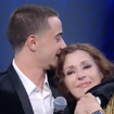 Tina Arena surprise par son fils Gabriel, 20 ans, qui vit à des milliers de kilomètres d'elle et dont le père est français