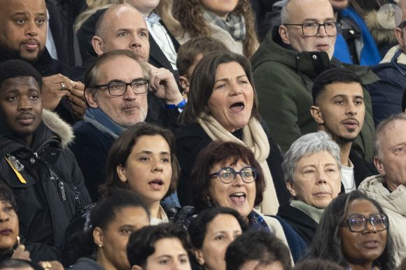 Véronique Rabiot - Célébrités dans les tribunes du quart de finale de la Ligue des Nations de l'UEFA 2025 "France - Croatie (2-0 / tab 5-4)" au Stade de France à Saint-Denis le 23 mars 2025. © Cyril Moreau/Bestimage