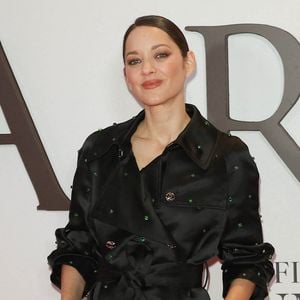 "Pour l'instant, il n'y a personne pour qui j'ai envie de voter", a répondu l'actrice dans une nouvelle interview ce dimanche 18 octobre 2026

Marion Cotillard au photocall de la première du film "Karma" au cinéma Pathé Palace à Paris le 13 octobre 2026. © Coadic Guirec / Bestimage