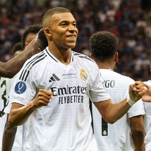 Kylian Mbappé remporte sa première victoire avec le Real Madrid en finale de la Supercoupe de l'UEFA à Varsovie le 14 août 2024.

© Fabio Sasso/ZUMA Press Wire / Bestimage