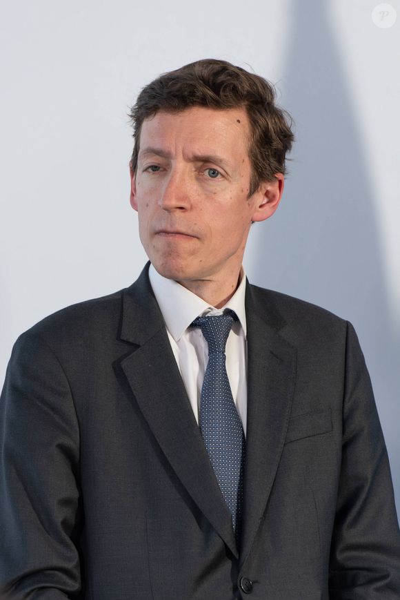 Edouard Geffray. Conférence de presse de Sébastien Lecornu, Premier ministre suite à la visite à l'Agence nationale des titres sécurisés - ANTS à Paris le 30 avril 2026, avec Anne Le Henanff, David Amiel, Laurent Nunez et Edouard Geffray et l'échange avec des agents de l'ANTS au sujet de la gestion de crise, après la cyberattaque de l'agence et le vol de données le 15 avril 2026 et le briefing sur la sécurite numérique de l'Etat avec l'Agence nationale de la sécurite des systèmes d'information - ANSSI. Paris, France, le 30 avril 2026. © Isa Harsin/Pool/Bestimage