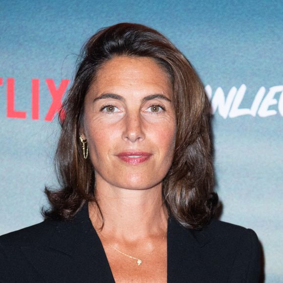 Mais elle refuse l’idée selon laquelle rester ensemble "pour les enfants" serait bénéfique...

Alessandra Sublet présente à la première de Banlieusards 2 Netflix à Paris, France, le 14 septembre 2023. Photo par Aurore Marechal/ABACAPRESS.COM