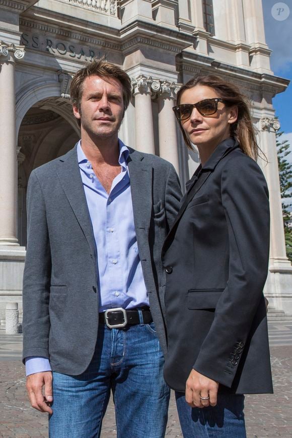 Le prince Emanuele Filiberto de Savoie et son épouse Clotilde Courau posent devant la cathédrale Madonna di Pompei à Pompei, en Italie, le 16 septembre 2013. Photo by Marco Piovanotto/ABACAPRESS.COM