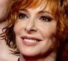 "Aujourd’hui encore, on s’appelle très régulièrement pour prendre des nouvelles", a-t-elle confié, avant d’ajouter que Mylène Farmer avait même fait le déplacement pour venir l’applaudir sur scène. "Elle est d’ailleurs venue me voir à L’Olympia", a révélé la chanteuse. 

Mylène Farmer - Montée des marches du film « Dalloway » lors du 78ème Festival International du Film de Cannes, au Palais des Festivals à Cannes. Le 15 mai 2025
© Jacovides-Moreau / Bestimage
