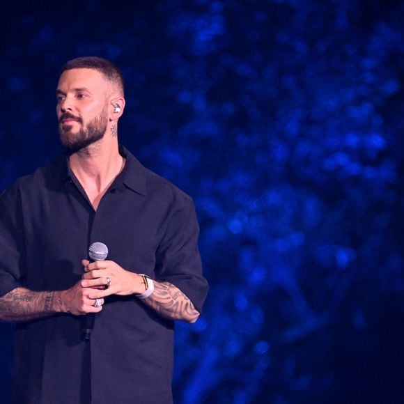 Découvrez la réaction amusée et tendre du père de famille face à ce geste attendrissant.

Exclusif - Matt Pokora durant "Corsu Mezu Mezu", le 22 mai 2026.

© Bruno Bebert/Bestimage