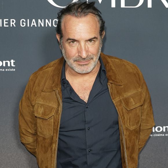 Jean Dujardin - Avant-première du film "Les rayons et les ombres au cinéma Pathé Wepler à Paris le 17 mars 2026. © Coadic Guirec/Bestimage