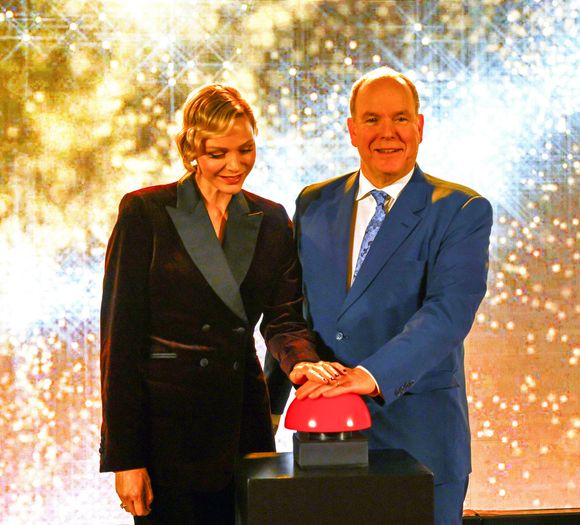 Le prince Albert II de Monaco et la princesse Charlene ont célébré les 25 ans du Grimaldi Forum et inauguré l'extension de l'espace d'exposition accompagné par M. Pierre André Chiappori représentant le ministre d'Etat de la Principauté, M. Henri Fissore, le président du Grimaldi, et de Mme Sylvie Biancheri, la directrice générale, à Monaco le 16 janvier 2025. © Bruno Bebert/Bestimage