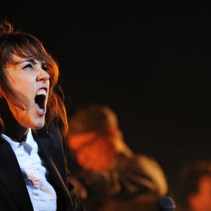 Elle précise toutefois que ce n'est pas pour accumuler des biens.

La chanteuse française Zaz se produit à Prague, en République tchèque, le dimanche 29 novembre 2015. Photo par Veronika Simkova/CTK/ABACAPRESS.COM